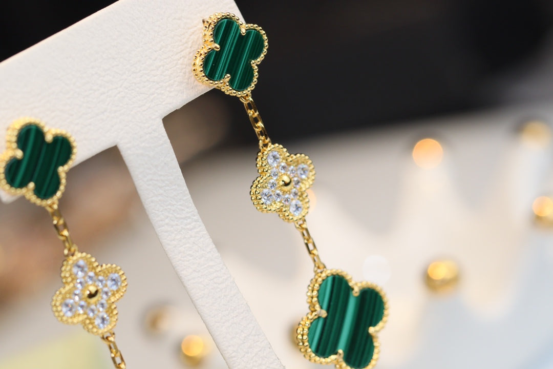 [AuraEcho]CLOVER EARRINGS GOLD MALACHITE DIAMOND 3 MOTIF